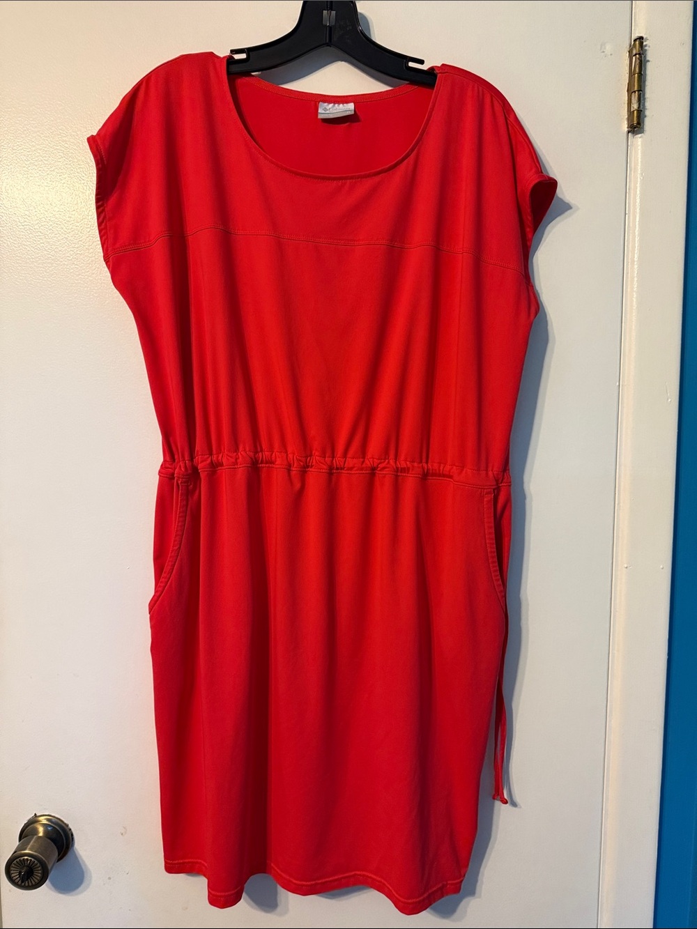 Columbia Red drawstring Waist Women’s sleeveless Dress
